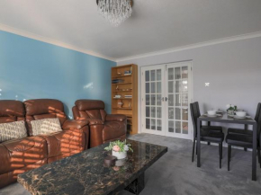 Pass the Keys Cosy and Homely Apartment in Central Windsor